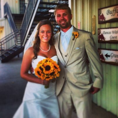 Profile Picture of Jessica Holub (@jay_street3) on Twitter