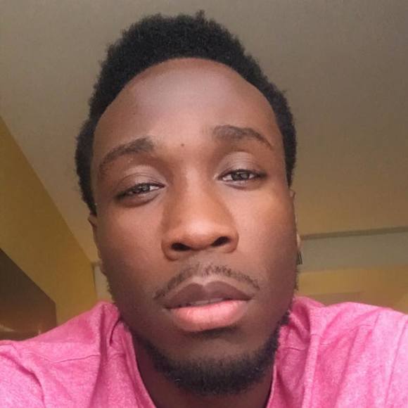 Profile Picture of Albert Howard (@tooflyboy35) on Poshmark