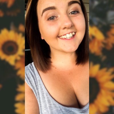 Profile Picture of Crystal England (@Hyper_lillyy) on Twitter