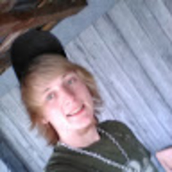 Profile Picture of Jimmy Shook (@jshook305) on Poshmark