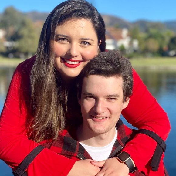 Profile Picture of Erin Torrison (@ertorrison) on Poshmark