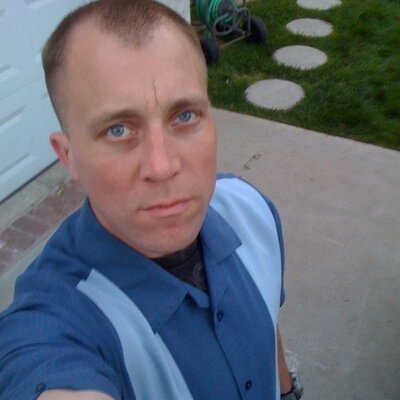 Profile Picture of Robert Linscott (@RwLScott) on Twitter