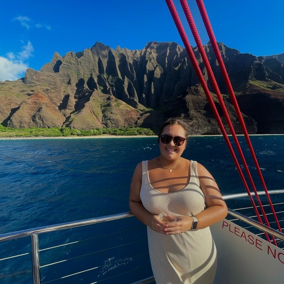 Profile Picture of Monica Schneider (@monigirl_44) on Poshmark