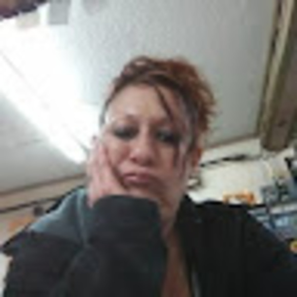 Profile Picture of Donna Hanning (@donna_hanning) on Poshmark