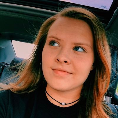 Profile Picture of Taylor Poff (@aunttaylor11) on Twitter