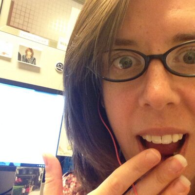 Profile Picture of Ann Barnaby (@@kernel914) on Twitter