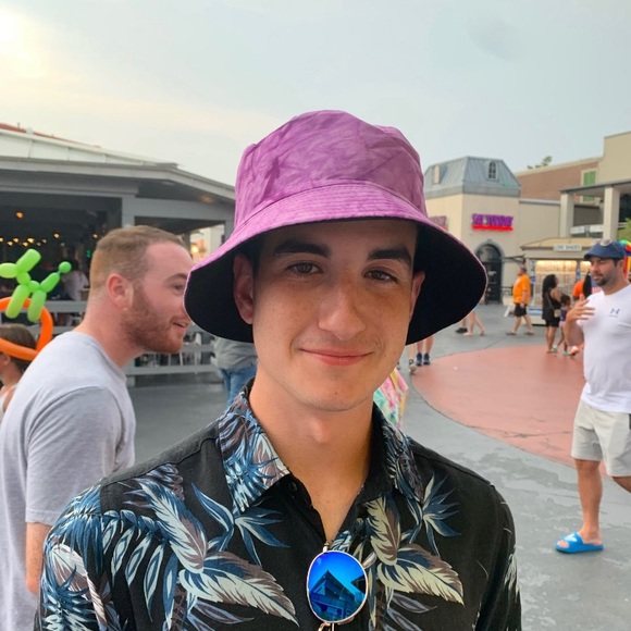 Profile Picture of Alex Mackesy (@littlemack12) on Poshmark