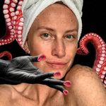 Kati Lee - Instagram Profile Picture of Kati Lee (@katileeart) on Instagram