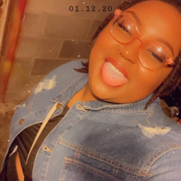 Profile Picture of Jade Gordon (@gordonjade) on Poshmark