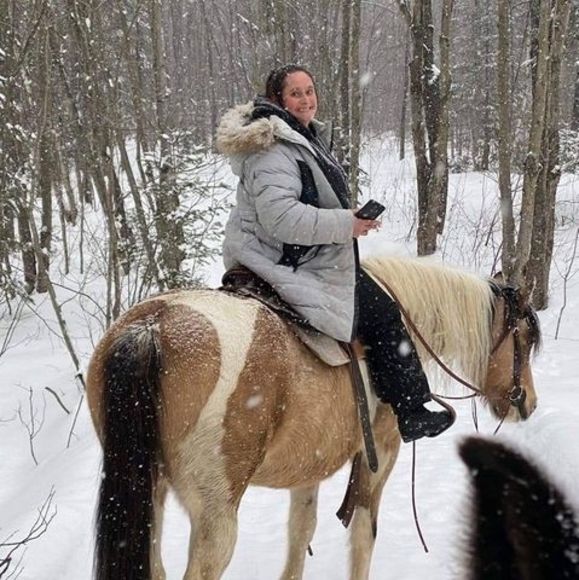 Isabelle Mignot - Poshmark Profile Picture of Isabelle Mignot (@isabellemignot) on Poshmark