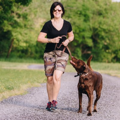 Profile Picture of Lori Walker Johnson (@HoneyBeeLJ) on Twitter