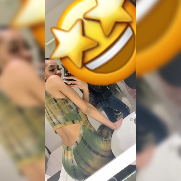 Profile Picture of Makia Muellner (@zevvsmama) on Poshmark