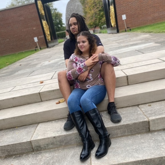 Profile Picture of Brianna Poole (@briannapoole1) on Poshmark