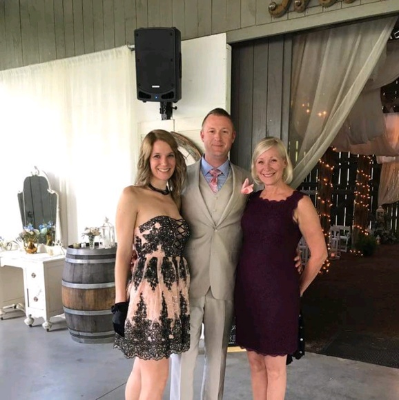 Profile Picture of Doris Calhoun (@doriscalhoun) on Poshmark