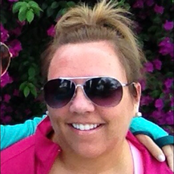 Profile Picture of Kelli Palcic (@kjp74) on Poshmark