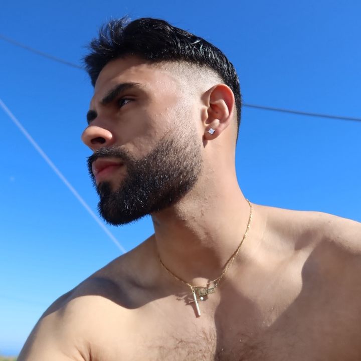 Profile Picture of David (@dmrtez) on Tiktok