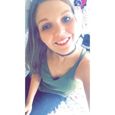 Profile Picture of Jasmine Lloyd (@JasmineLloyd94) on Twitter