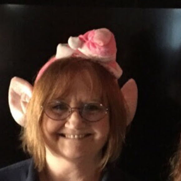 Profile Picture of Shirley Kyriakides (@shirleykrkds6) on Poshmark