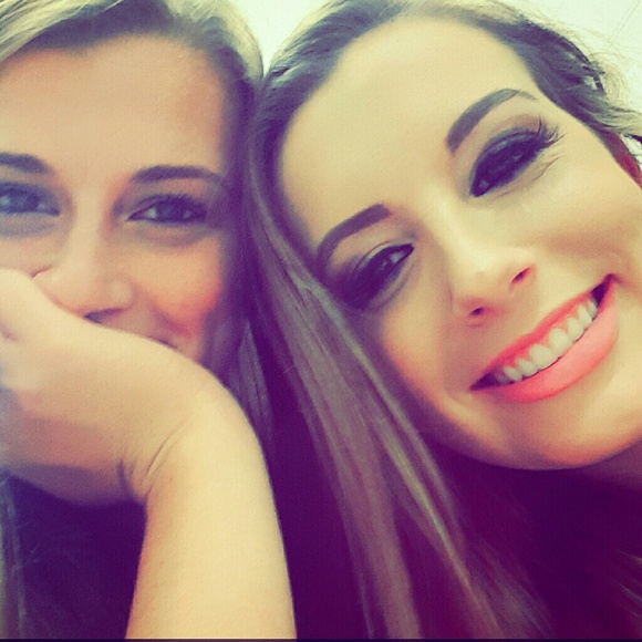 Baylee Beegle - Poshmark Profile Picture of Baylee Beegle (@baybeegle2) on Poshmark