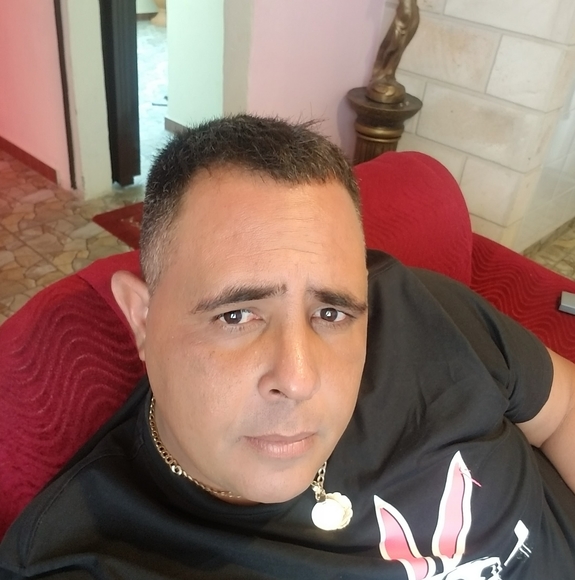 Profile Picture of Adel barreras Barrera (@adel53311393) on Poshmark