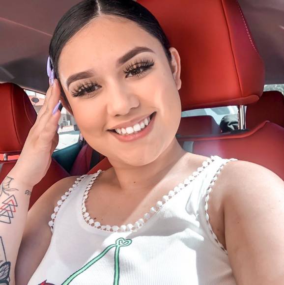 Profile Picture of Ines Trebizo (@inestrebizo7) on Poshmark