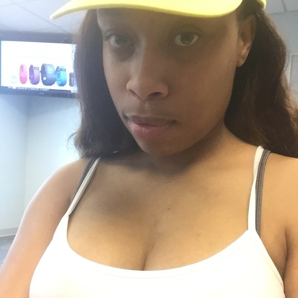 Profile Picture of Jasmine Brown (@lickmyjazz) on Poshmark