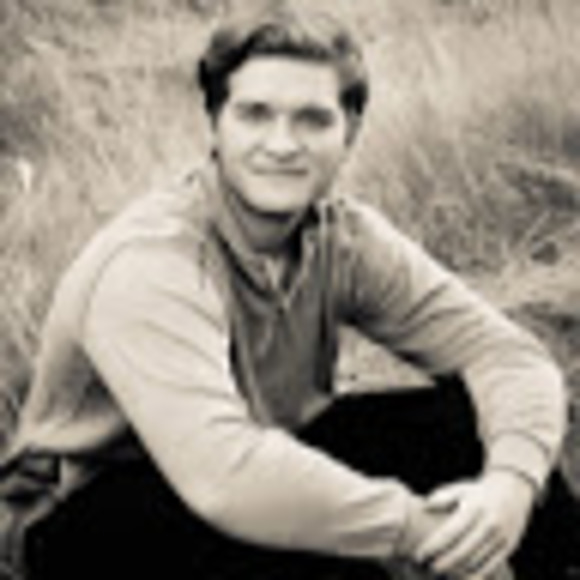 Profile Picture of Douglas Stossmeister (@dstossmeister) on Poshmark