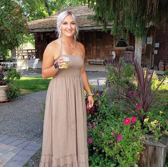 Profile Picture of Rachel Jennerjohn (@jennerac9912) on Poshmark