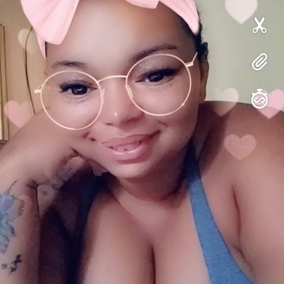 Profile Picture of Débora Fernandes (@Dbora54791542) on Twitter