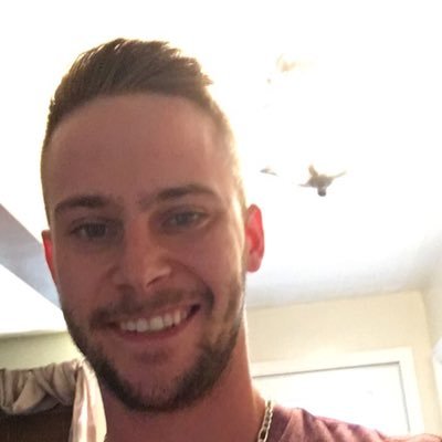 Profile Picture of Chris Charlong (@ChrisCharlong11) on Twitter