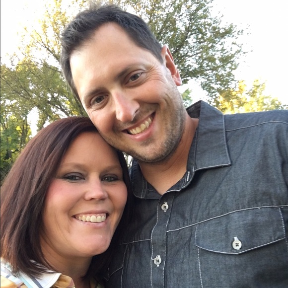 Profile Picture of Angela Sticha (@asticha) on Poshmark