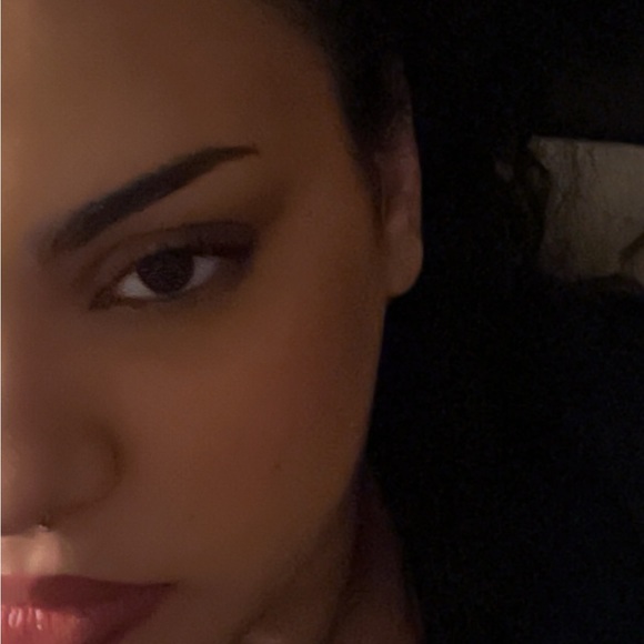 Profile Picture of Lolo Zahran (@xoxo_lamia) on Poshmark