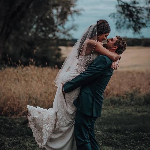 Profile Picture of Joellen Turner (@joellenturner) on Poshmark