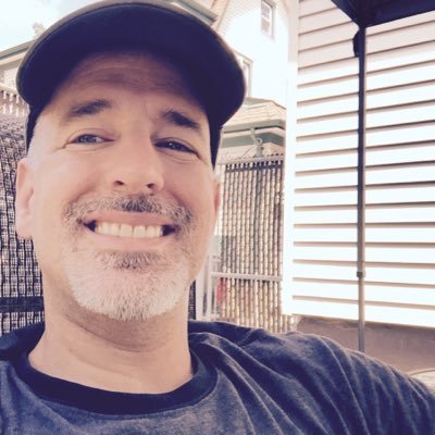 Profile Picture of Ed Zborowski (@ezbin) on Twitter