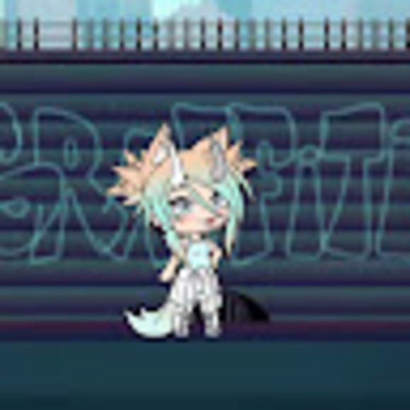 Profile Picture of Iris Xu (@happyfish0906) on Poshmark