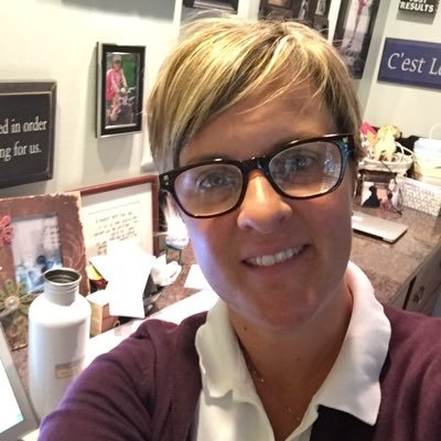 Profile Picture of Kathleen Farrell Whitworth (@kathleenfw) on Twitter