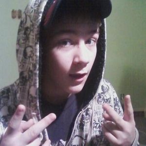 Hunter Mcclung - Myspace Profile Picture of Hunter Mcclung (@hunterlm_monkeyman) on Myspace