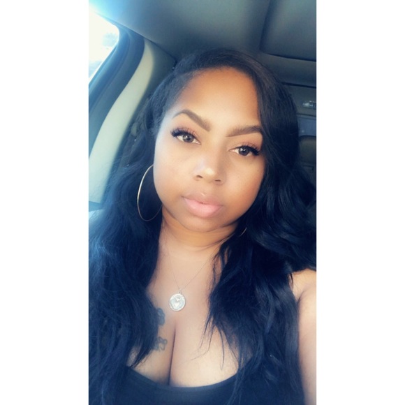 Profile Picture of Whitney Wilkins (@whitnay86) on Poshmark