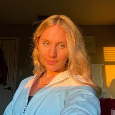 Profile Photo of Alyssa Doyle (@ajdoyle2020) on Twitter