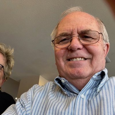 Profile Picture of Jon Pfarr (@JMCards1) on Twitter