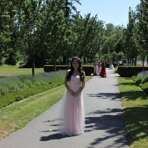 Profile Picture of Amanda Chiu (@amandachiu00) on Poshmark