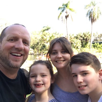 Profile Picture of Vicky Sands (@sandsy1977) on Twitter