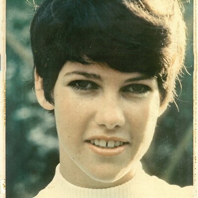 Profile Picture of Susan Colby (@livekangenwater) on Twitter