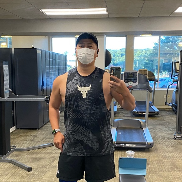 Profile Picture of Jinwon Kim (@taon0880) on Poshmark