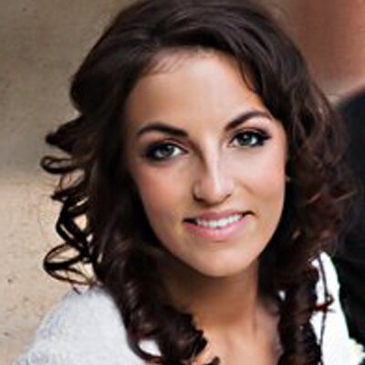 Profile Picture of Leah Hirsch Ferguson (@leahlferguson) on Twitter