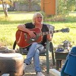 Profile Picture of Kate Arnold-Hamill (@arnoldhamill) on Instagram