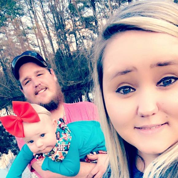 Profile Picture of Ashlee Spelts (@ashleepaige2014) on Poshmark