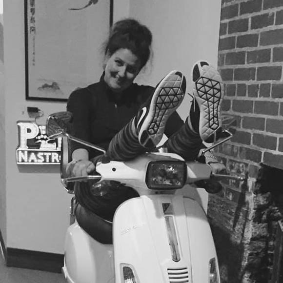 Profile Picture of Jami Wade (@jamiwade) on Poshmark