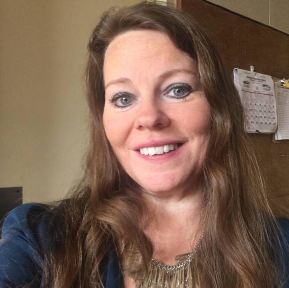 Profile Picture of Cindy Stowers (@travelcls) on Poshmark