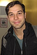 Profile Picture of Skylar Astinon Wikipedia